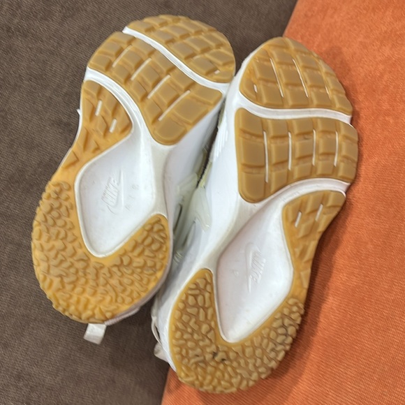 Nike Air Huarache Sneakers White / offwhite Size 8 - Picture 10 of 11